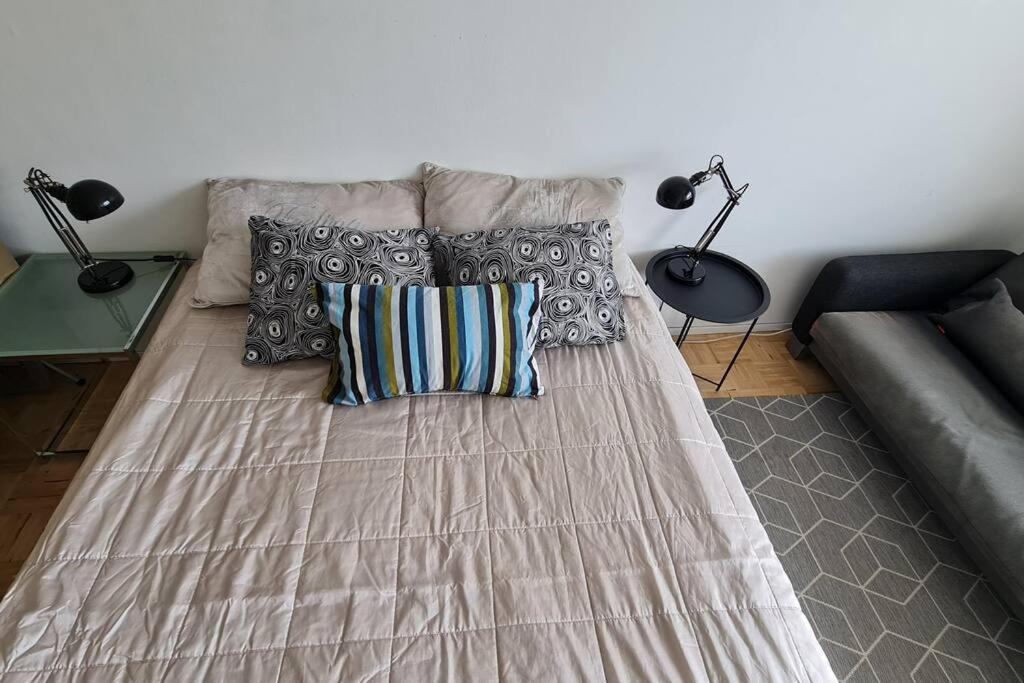 Scandinavian 2-Rooms Apartment City Center เฮลซิงกิ ภายนอก รูปภาพ
