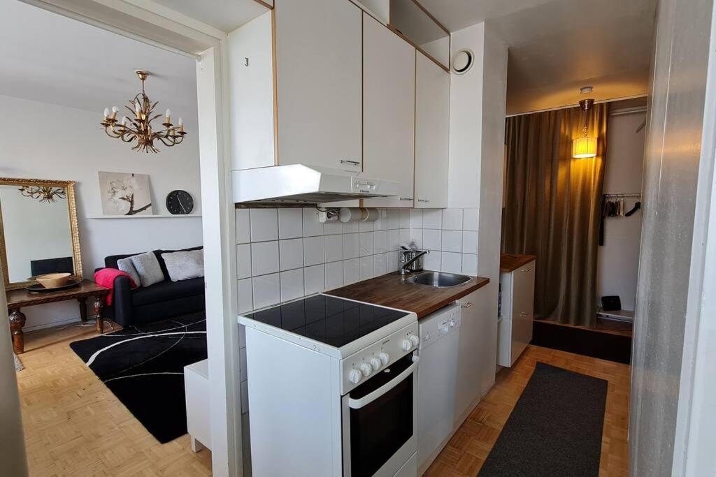 Scandinavian 2-Rooms Apartment City Center เฮลซิงกิ ภายนอก รูปภาพ
